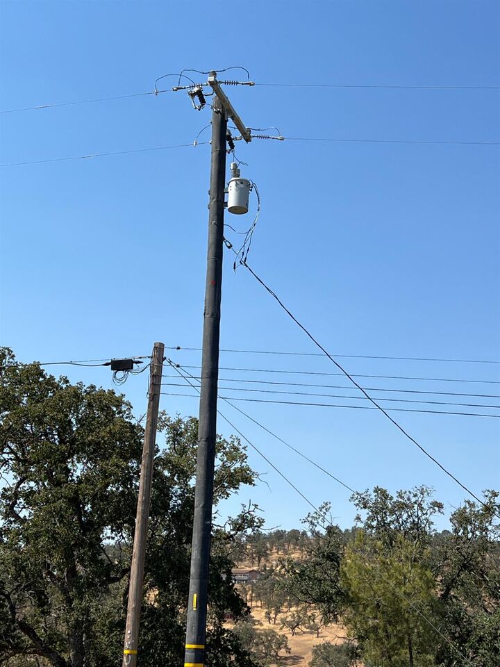 Property Photo: 2211 Buena Vista Drive CA 95329