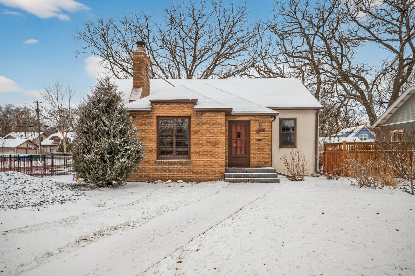 Property Photo:  3352 46th Avenue S  MN 55406 