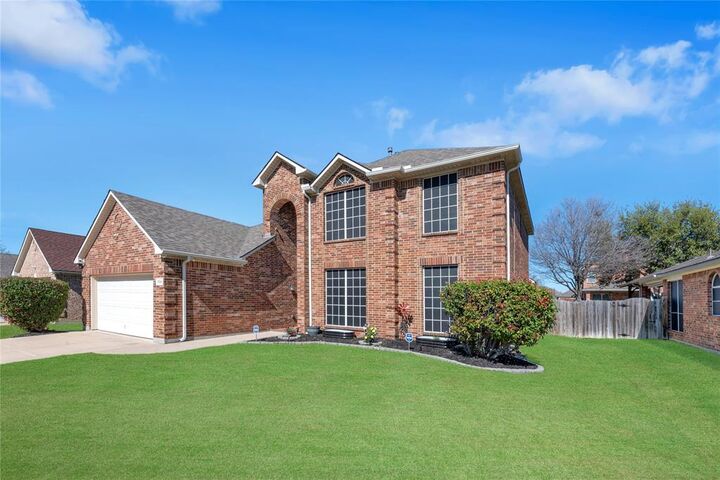 Property Photo:  509 Flintwood Lane  TX 76002 