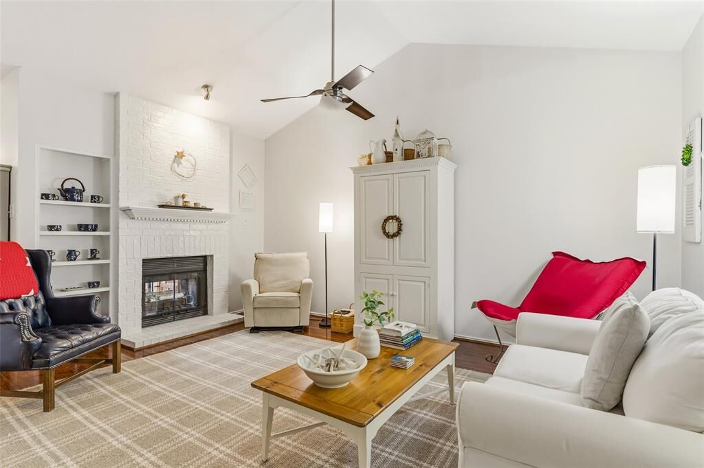 Photo de la propriété:  12660 Hillcrest Road 3205  TX 75230 