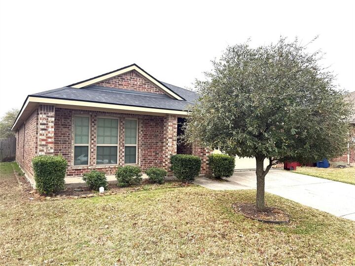 Property Photo:  217 Villanova Drive  TX 75495 