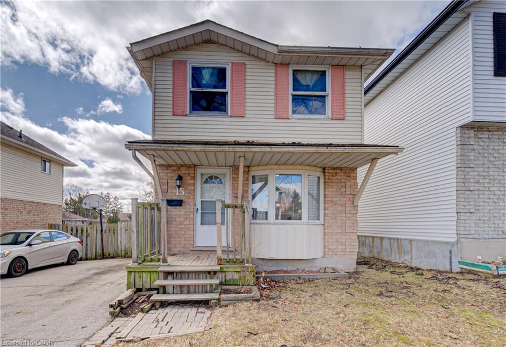 Photo de la propriété: 15 Carter Crescent ON N1R 7L9