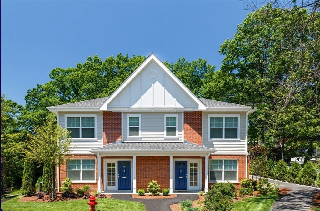 Property Photo: 30 Independence Dr 30 MA 02467