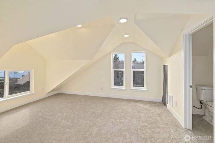 Property Photo:  607 N Kittitas Street  WA 98926 