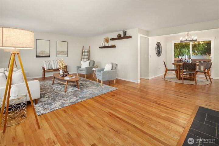 Property Photo: 20623 81st Avenue W WA 98026