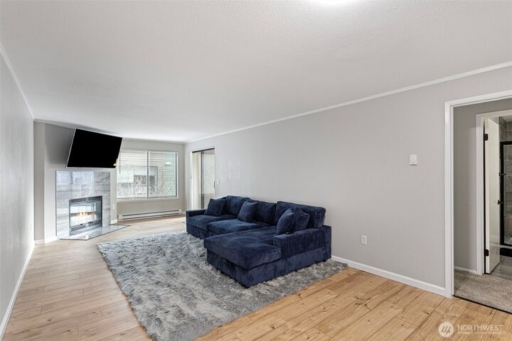 Property Photo:  3256 SW Avalon Way 203  WA 98126 