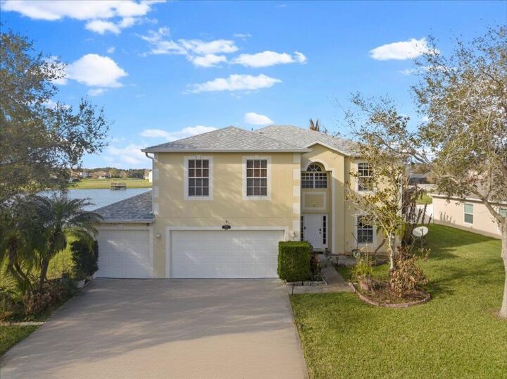 Property Photo:  6052 Ridge Lake Circle  FL 32967 