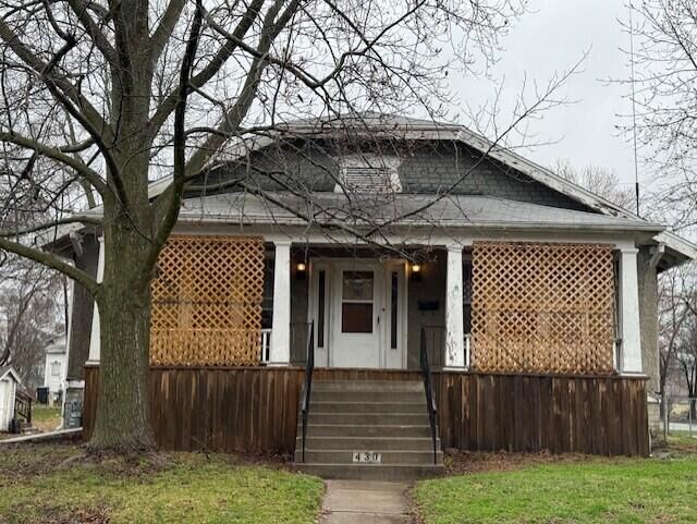 Property Photo:  430 S 4th St.  MO 65270 