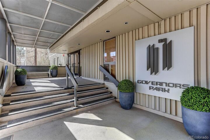 Property Photo:  777 Washington Street 1004  CO 80203 