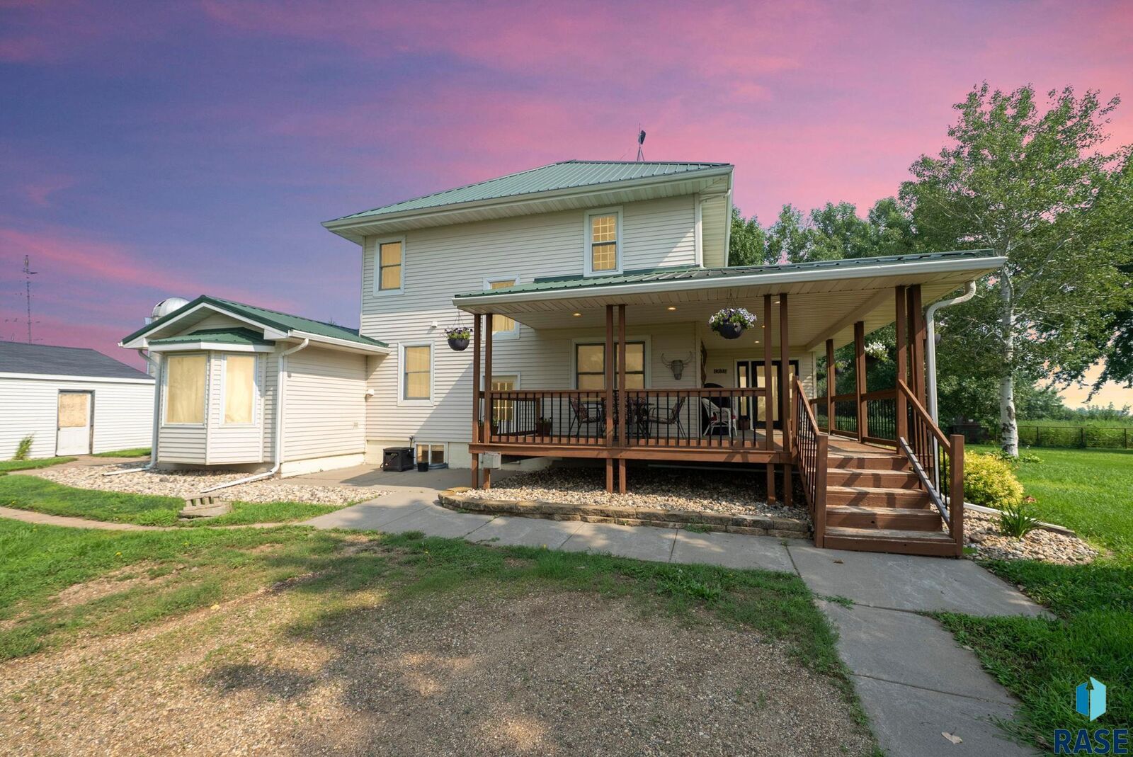 Property Photo: 27151 479th Ave SD 57032