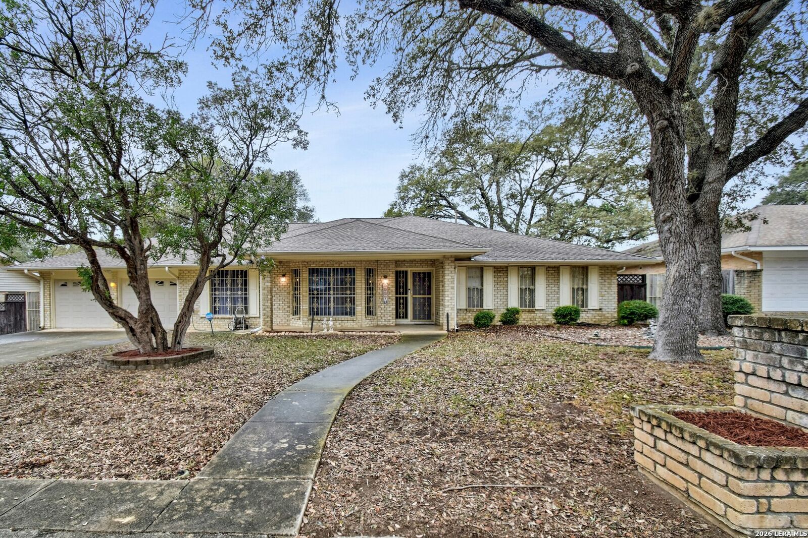 Property Photo:  5927 Wildwind Dr  TX 78239 