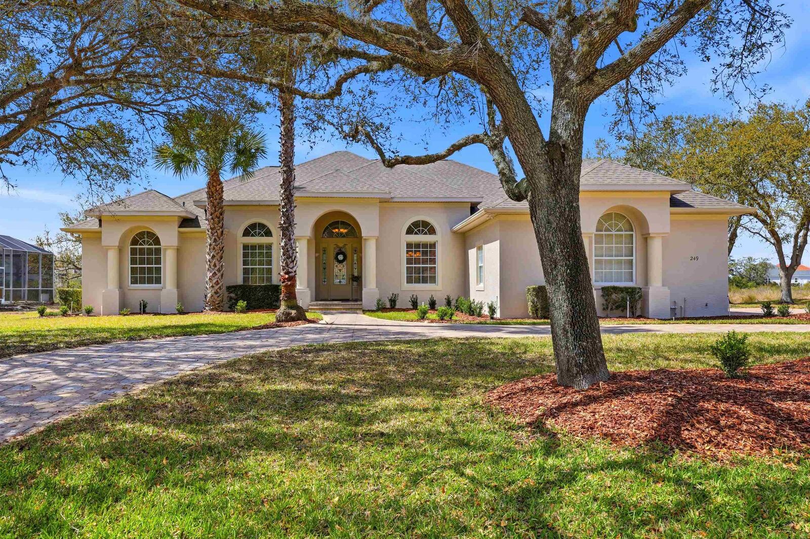 Property Photo: 249 Fiddlers Point Dr FL 32080