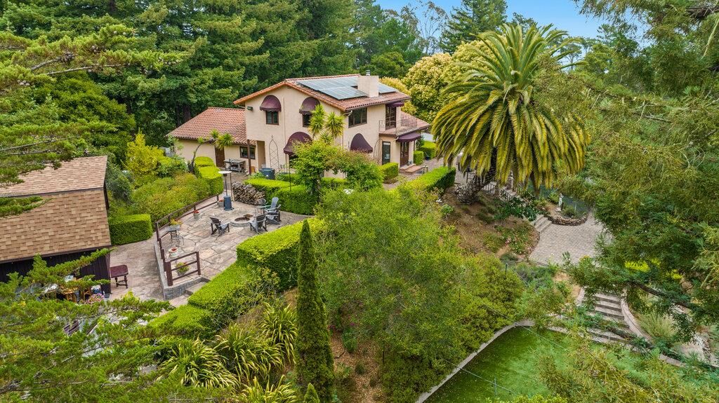 Property Photo:  780 Calabasas Road  CA 95076 