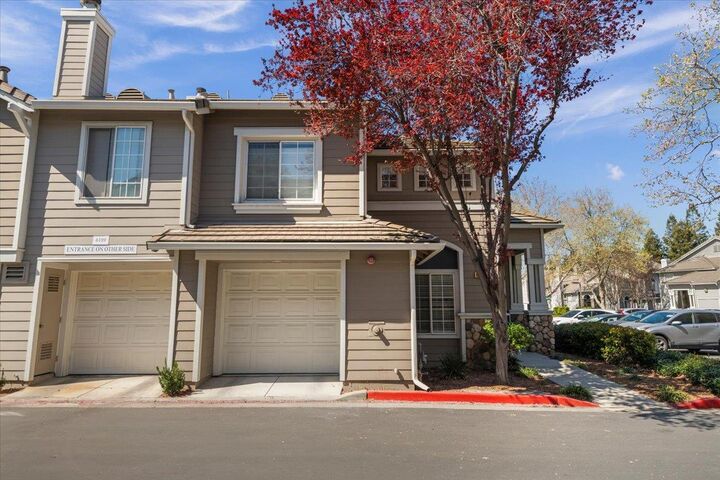 Property Photo: 6185 Lavendula Way CA 95119