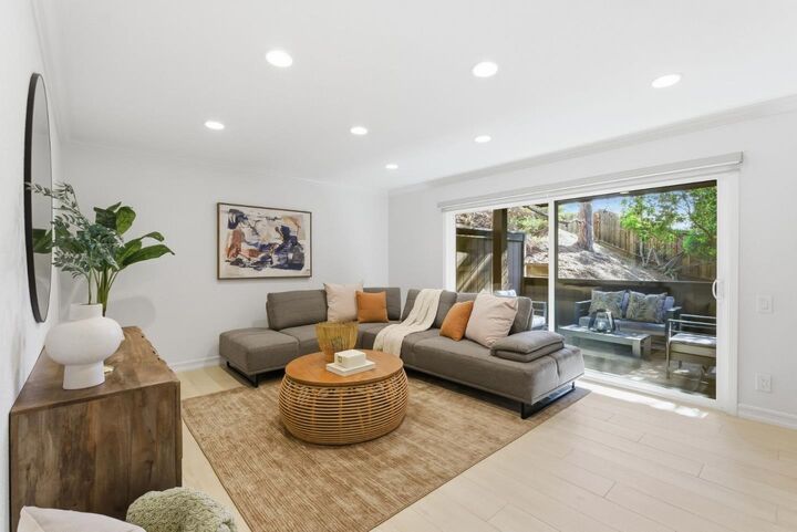 Property Photo:  3335 La Mesa Drive 4  CA 94070 