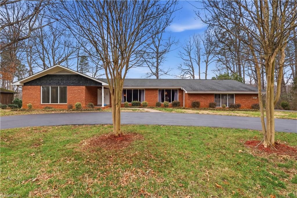 Property Photo:  3160 Shaftesbury Lane  NC 27105 