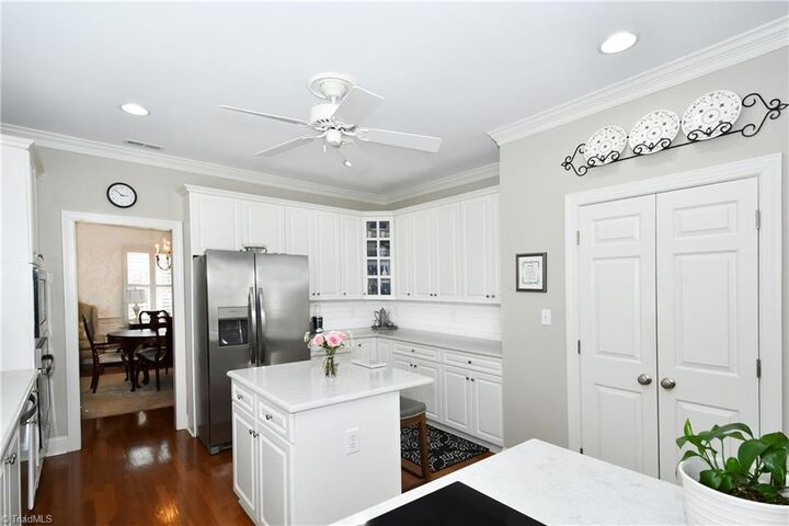 Property Photo:  155 Coventry Park Lane  NC 27104 