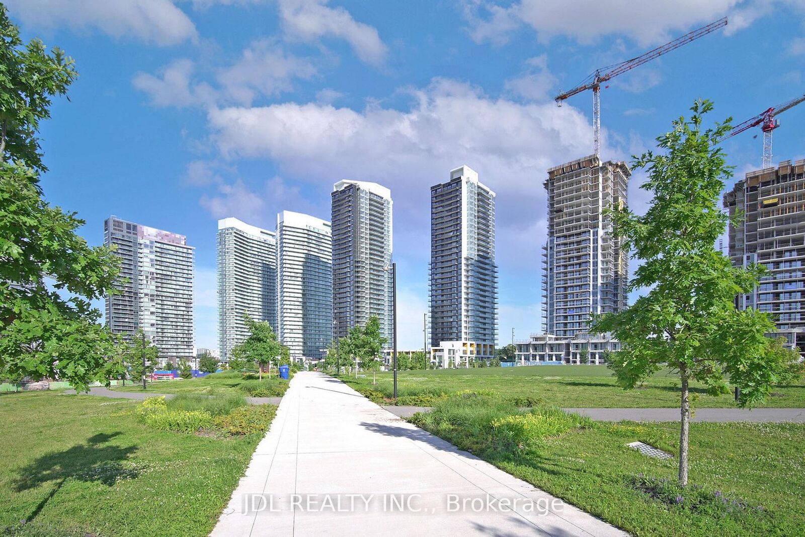 Property Photo: 95 McMahon Drive Ph4101 ON M2K 0H1