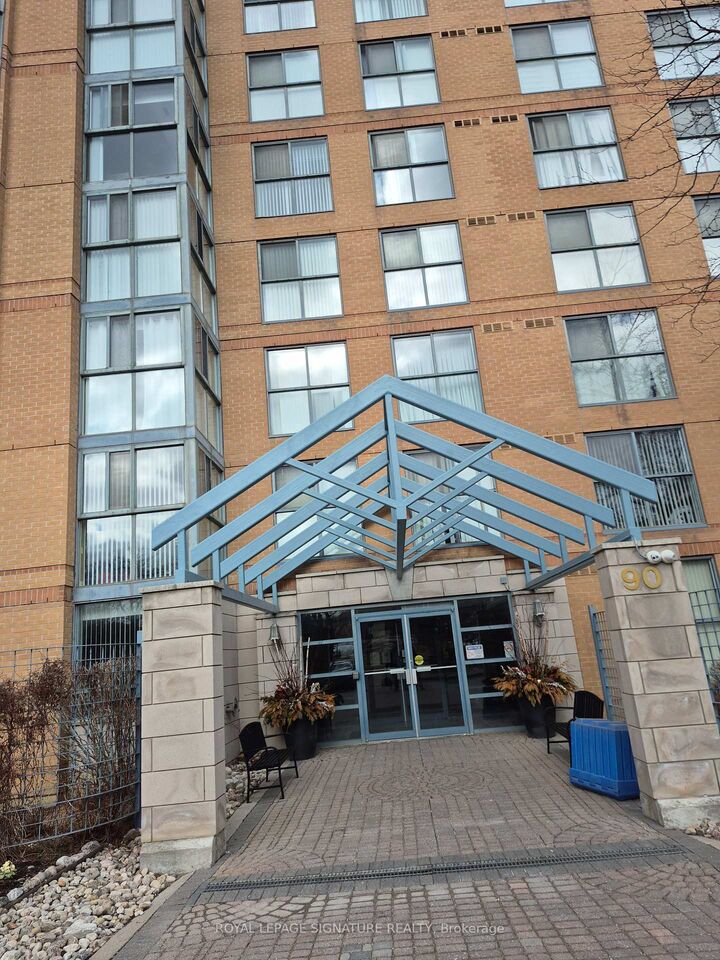 Property Photo: 90 Dale Avenue 1607 ON M1J 3N4