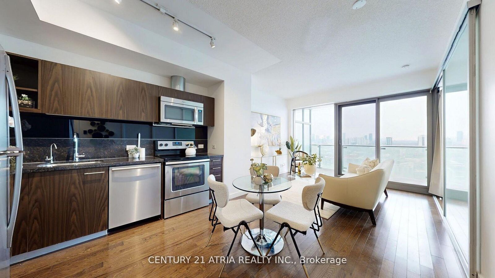 Photo de la propriété: 390 Cherry Street 2404 ON M3B 0A7
