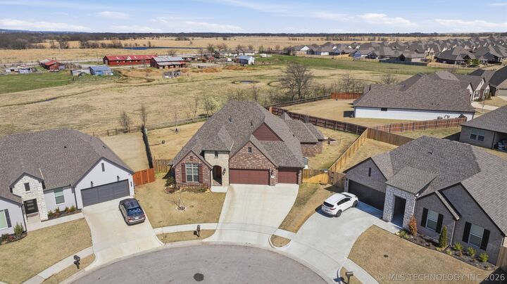 Property Photo:  6321 N 24th Street  OK 74014 