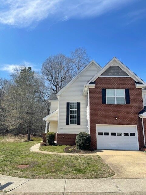 Property Photo:  1201 Rustads Circle  VA 23188 