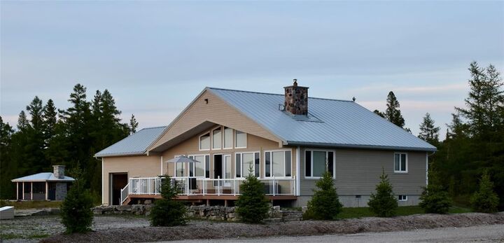 64 Baise Avenue — photo 1