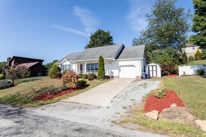 Property Photo:  137 Mellingertown Road  PA 15666 