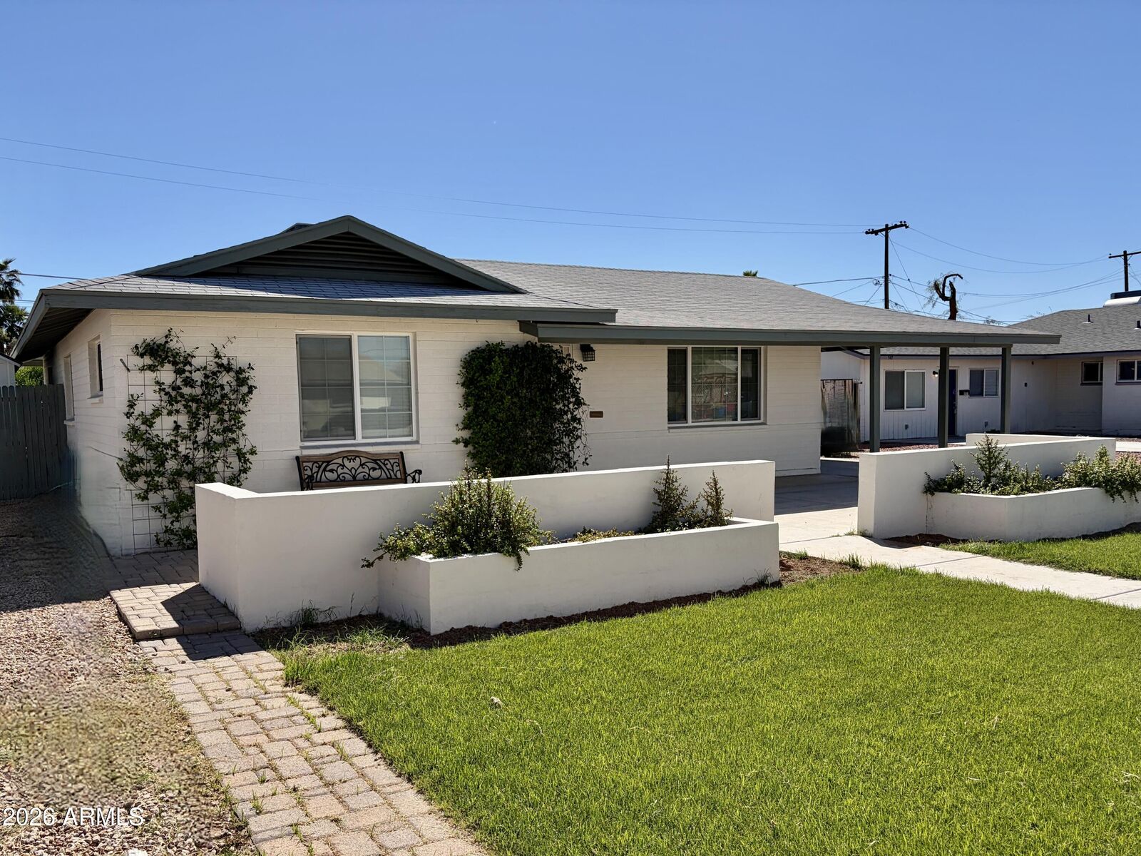 Property Photo:  543 W 18th Street  AZ 85281 
