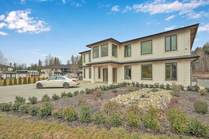 31733 Kenney Avenue — photo 1