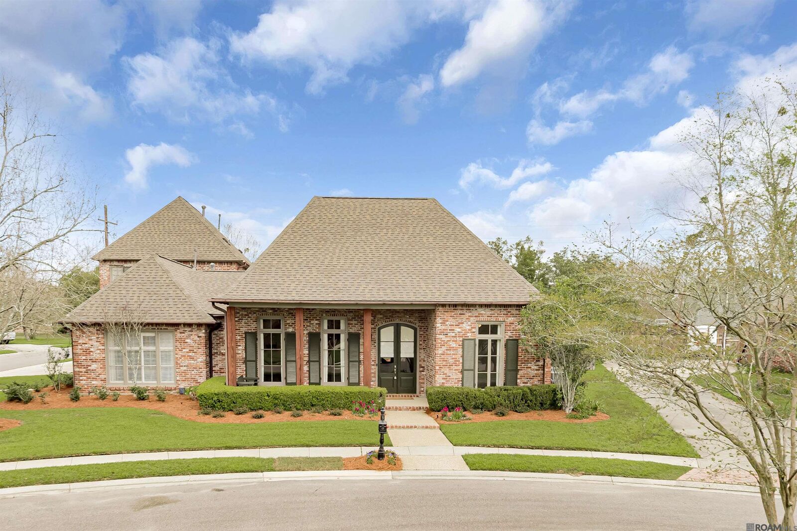 Property Photo:  823 Mossy Oak Ave  LA 70810 