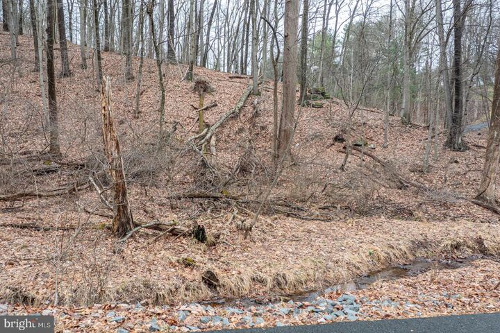 Property Photo:  10 Hidden Pond Drive  PA 19607 