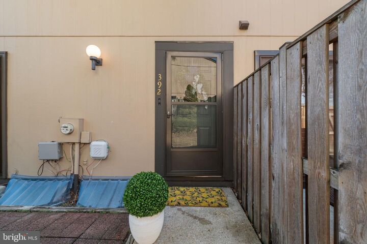 Property Photo: 392 West Court 2B MD 21061