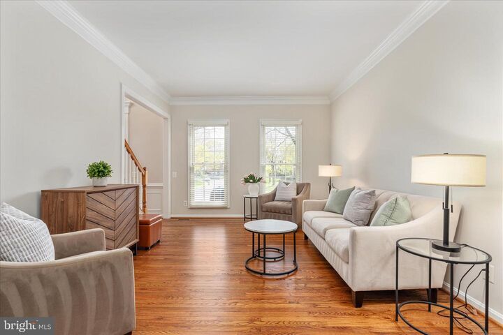 Property Photo:  608 Diskin Place SW  VA 20175 