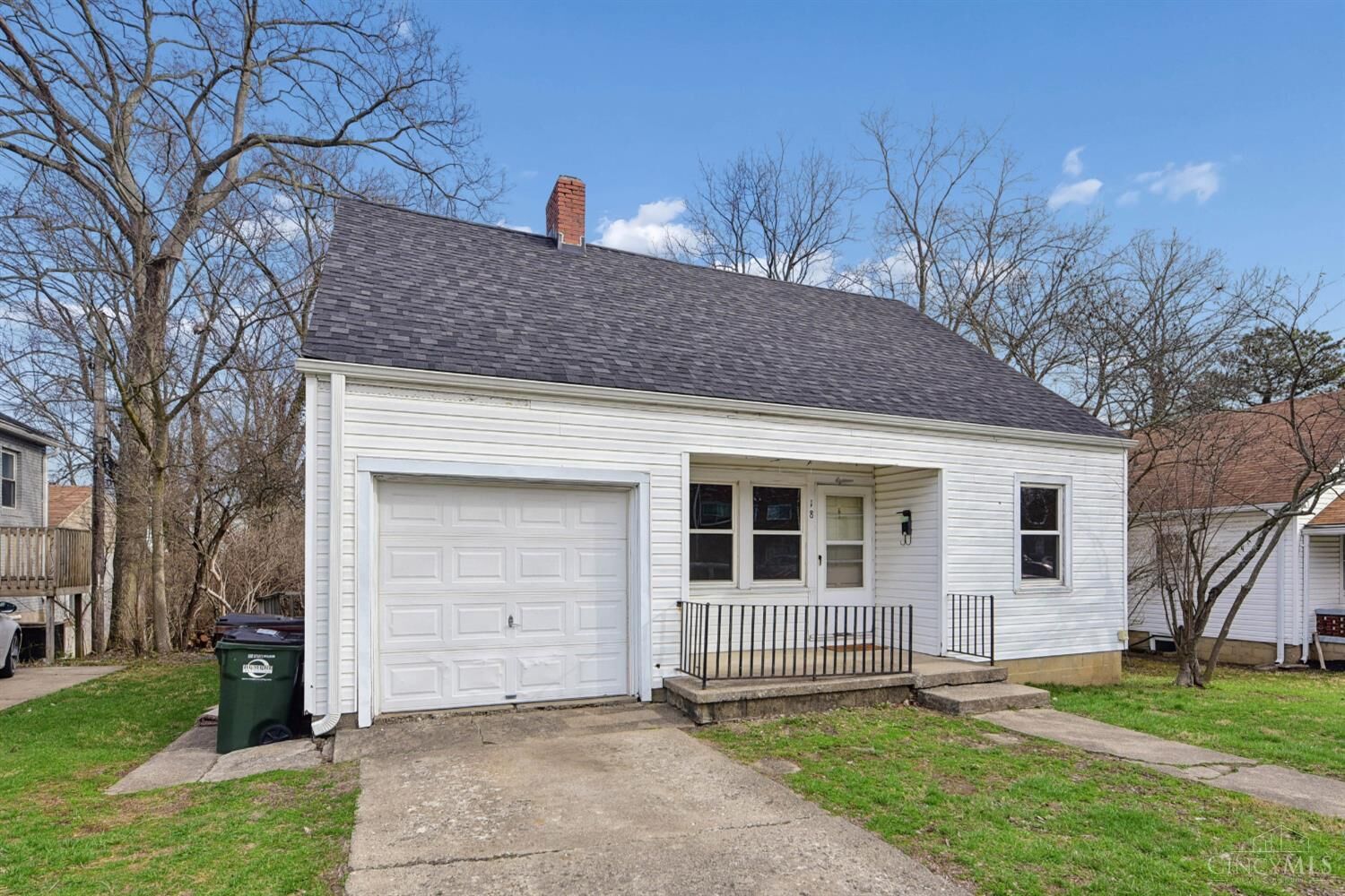 Property Photo:  18 E Vine Street  OH 45056 