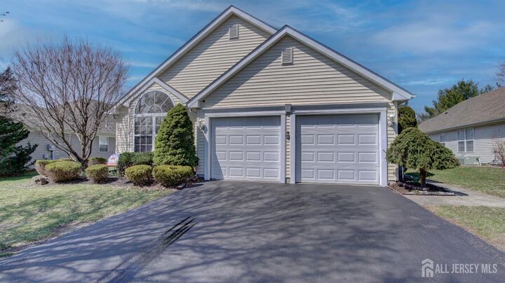 Property Photo:  20 Winding River Road  NJ 08701 