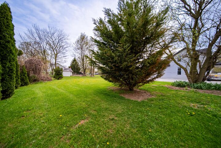 Property Photo:  503 Jennings Street  OH 43326 