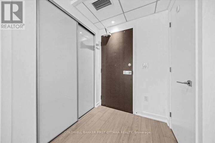 Photo de la propriété:  906-199 Slater Street  ON K1P 0C8 