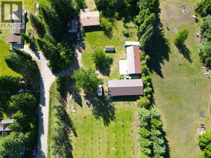 Property Photo: 1062 Scamp Road BC V1N 4R3