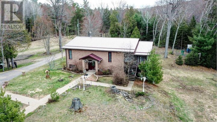 Property Photo: 230 River Bend Drive ON K0J 2E0