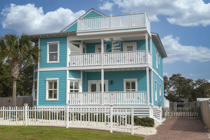 Property Photo: 69 Pompano Street FL 32541