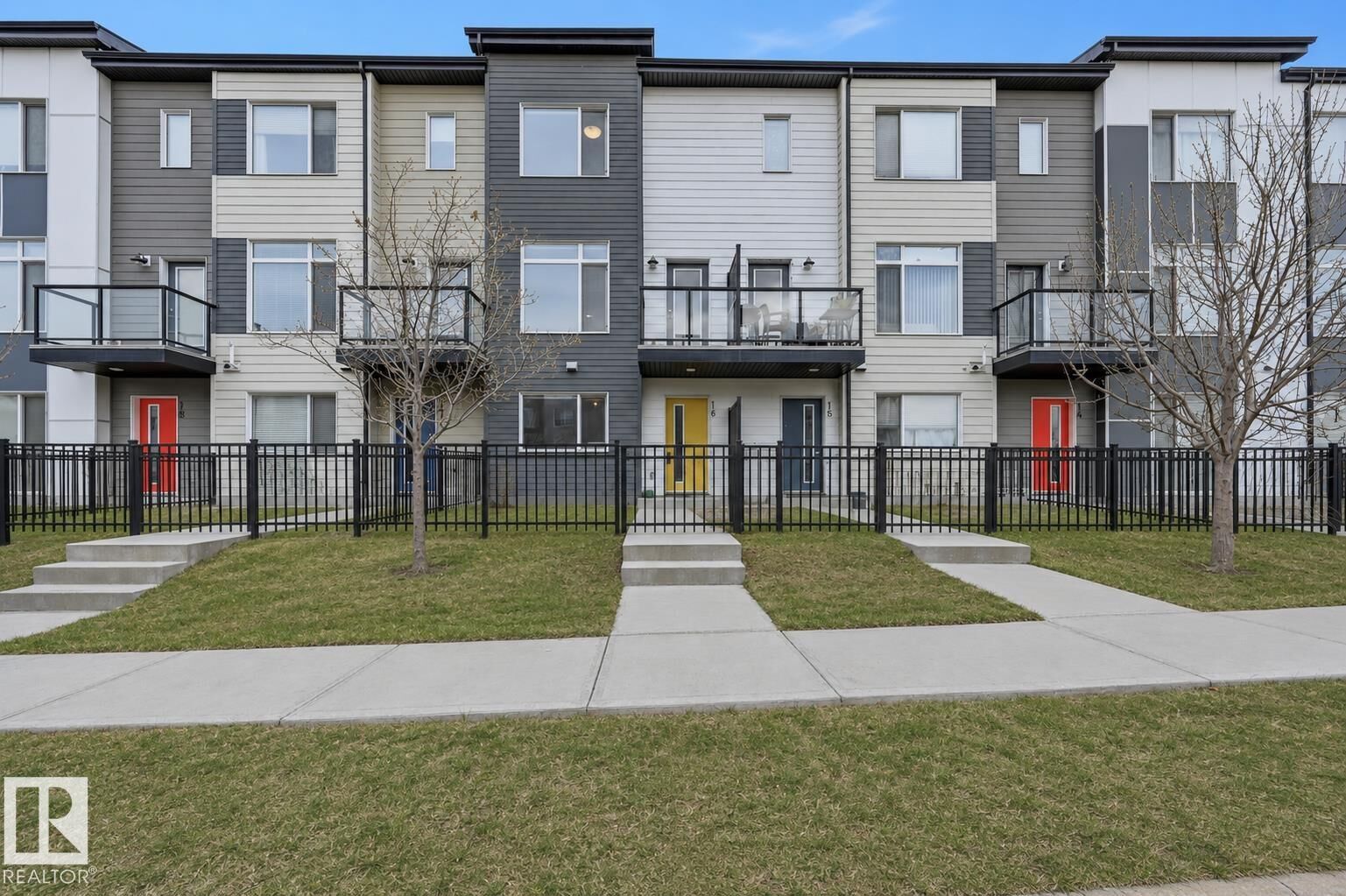 Property Photo:  804 Welsh Drive SW 16  AB T6X 1Y8 