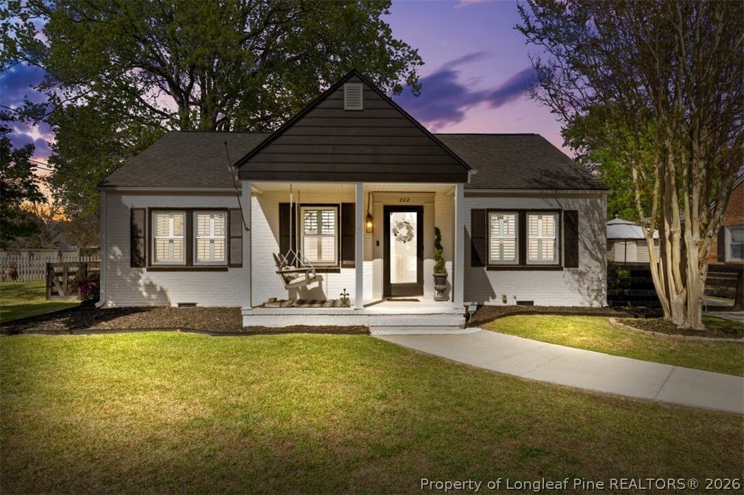 Property Photo: 202 Miles Court NC 28303