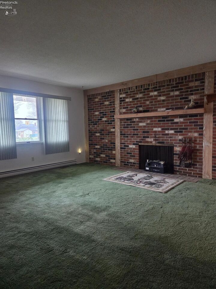 Property Photo:  1111 Grant Street  OH 43452 