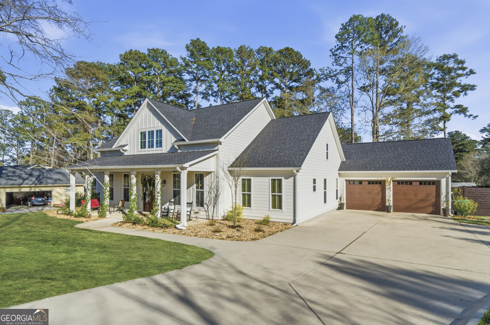 Property Photo:  3721 Sinclair Dam Road NE  GA 31061 