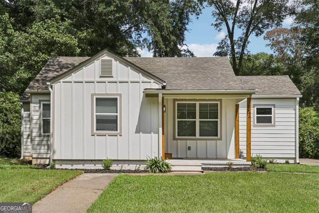 Property Photo:  2242 Jernigan Drive SE  GA 30315 