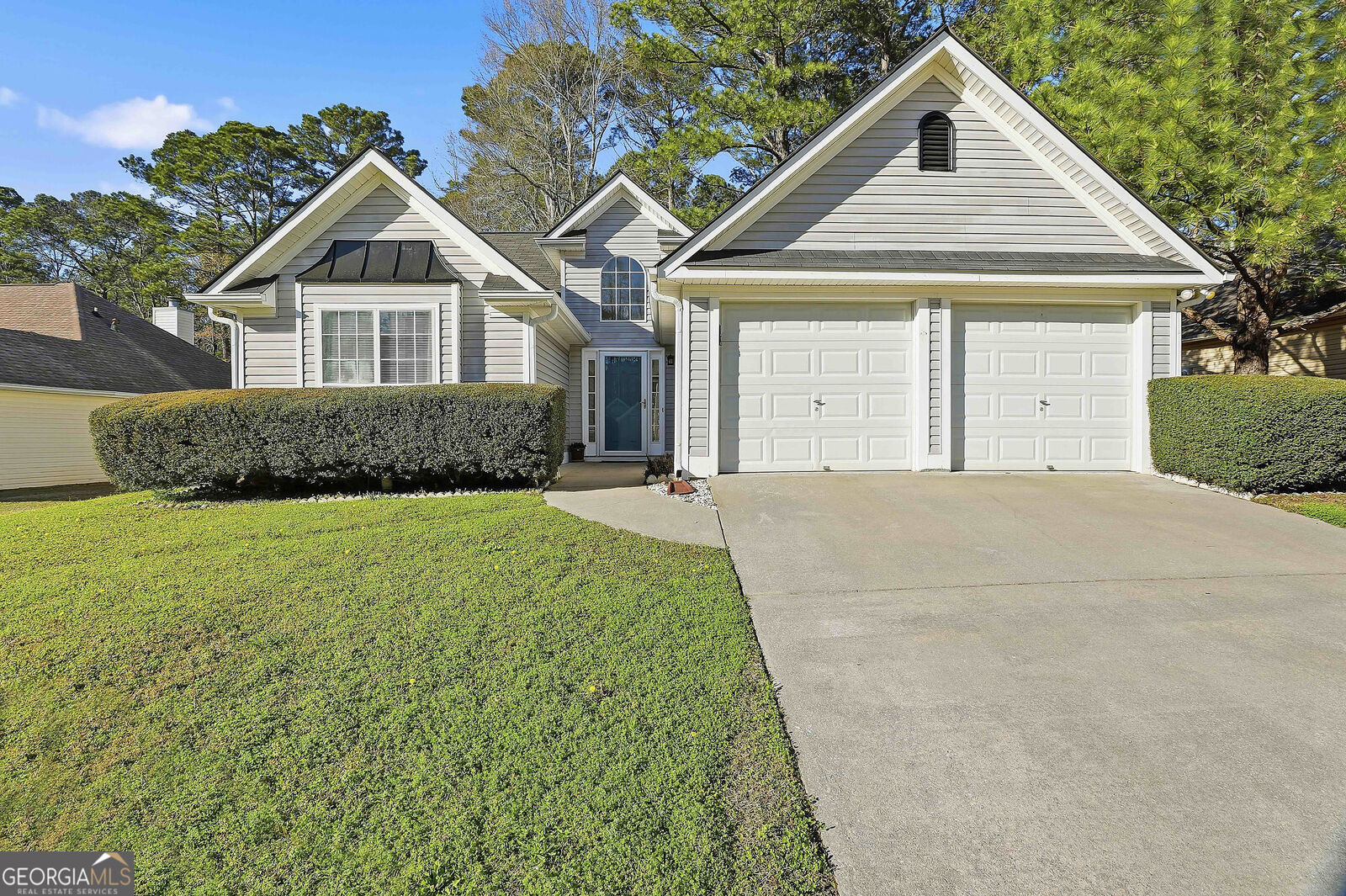 Property Photo:  105 Chase Court  GA 30269 