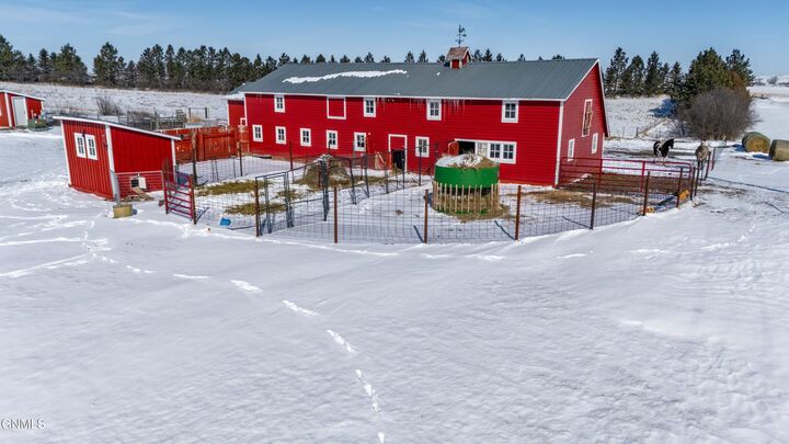 Property Photo: 6890 51st Avenue SW ND 58529