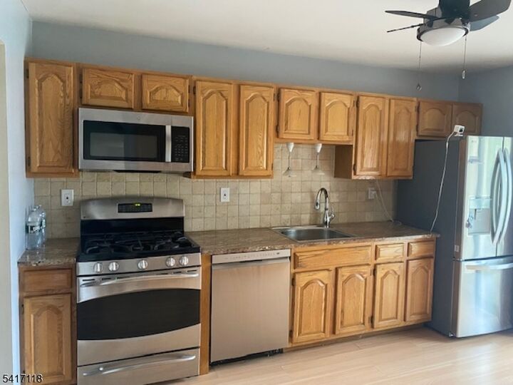 Property Photo:  260 Crabtree Ct Ondo  NJ 07920 