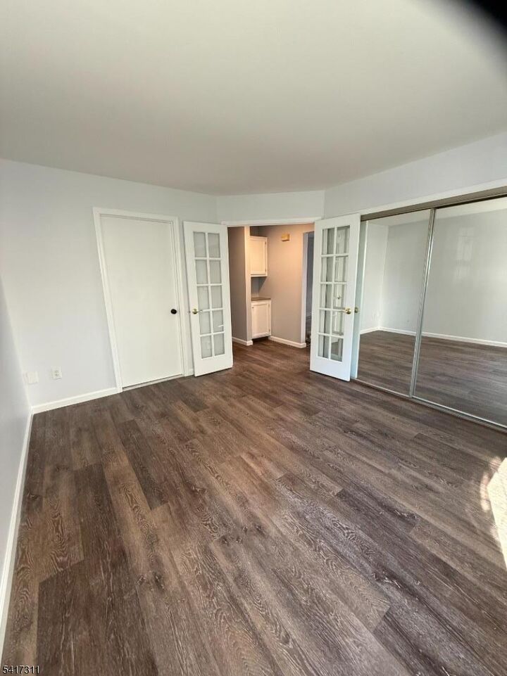 Property Photo: 713 Pinehurst-6 NJ 07083